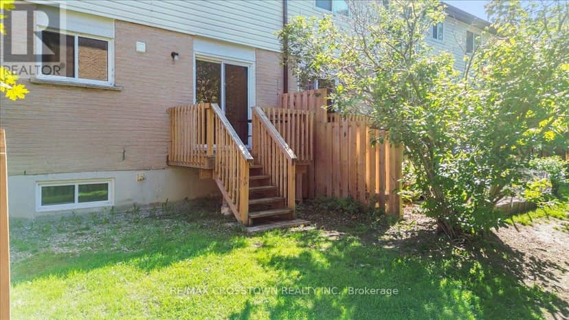 121 - 1095 Mississaga Street W — photo 29 of 34