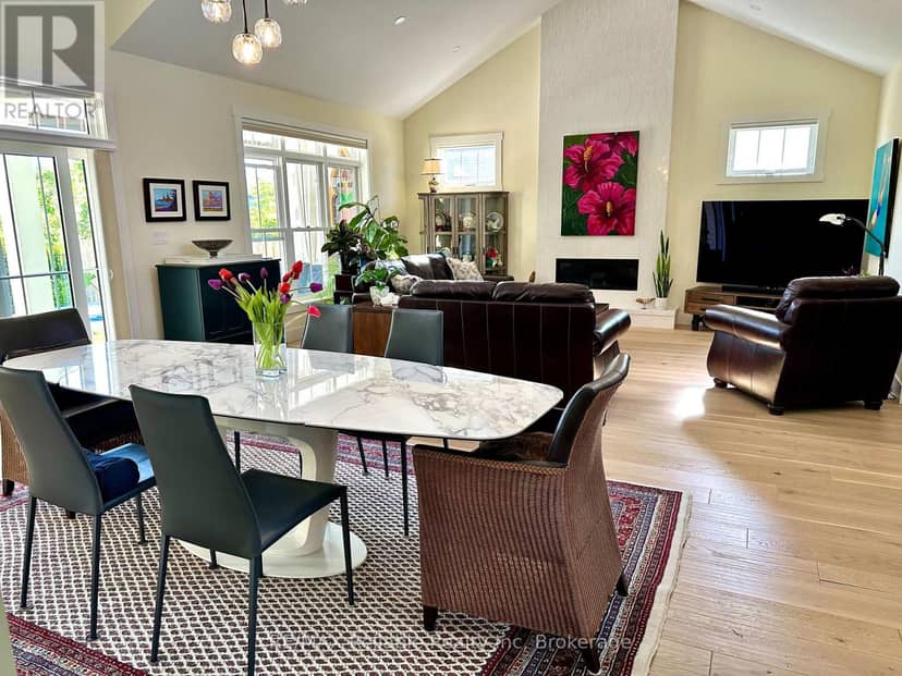 14 Thimbleweed Drive — photo 13 of 40