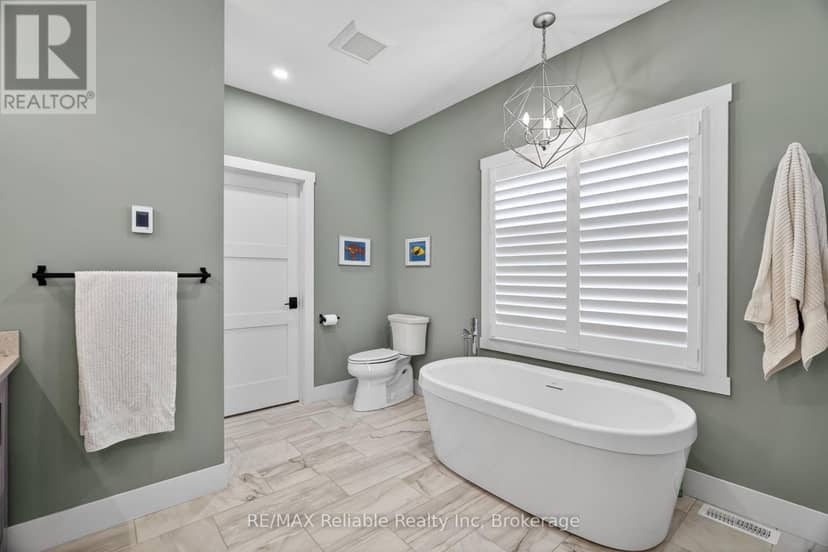 14 Thimbleweed Drive — photo 23 of 40