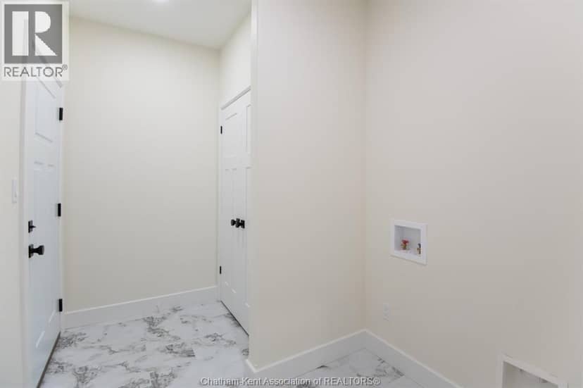 39 Demall Drive — photo 24 of 33