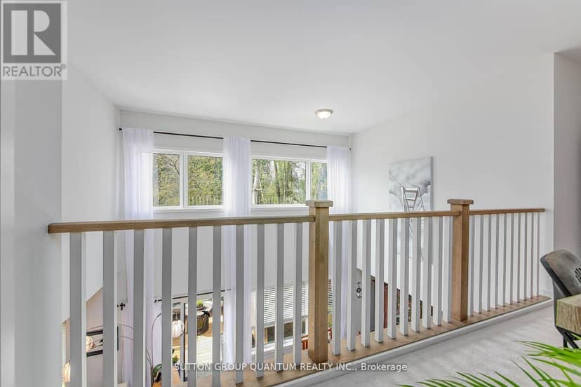 35 Ruby Crescent — photo 24 of 37