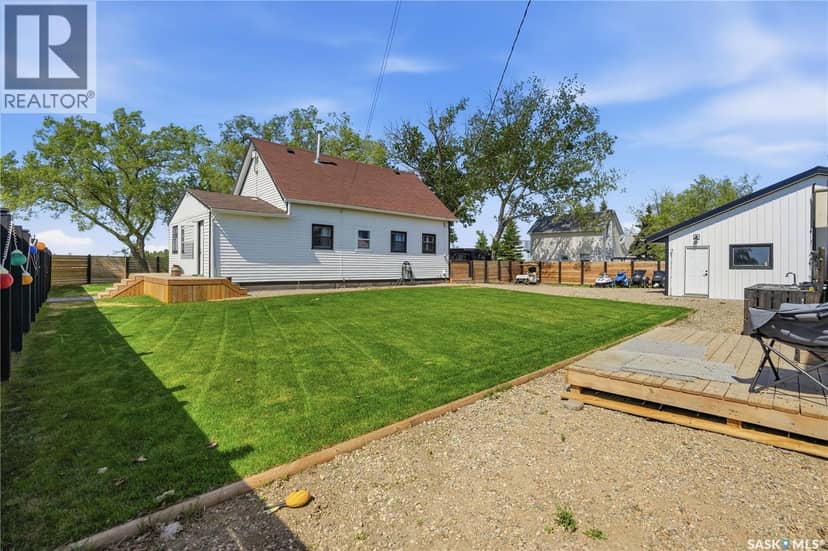 780 Railway AVENUE — photo 33 of 40