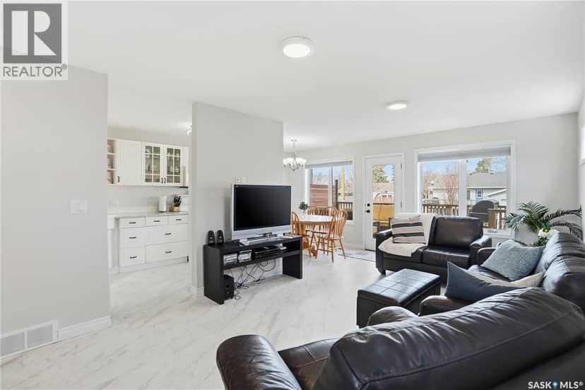 A-B 141 Queen STREET, Elbow, photo 4