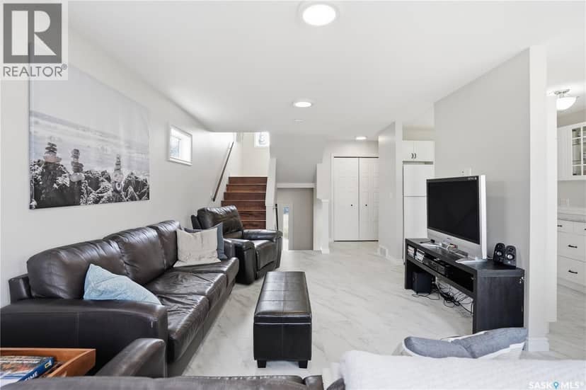 A-B 141 Queen STREET, Elbow, photo 6