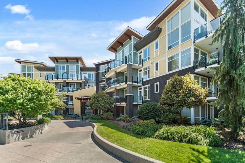 301 45389 CHEHALIS DRIVE, Garrison Crossing, Chilliwack