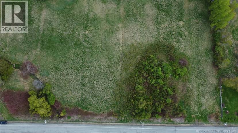 LOT des Pionniers Avenue — photo 2 of 6
