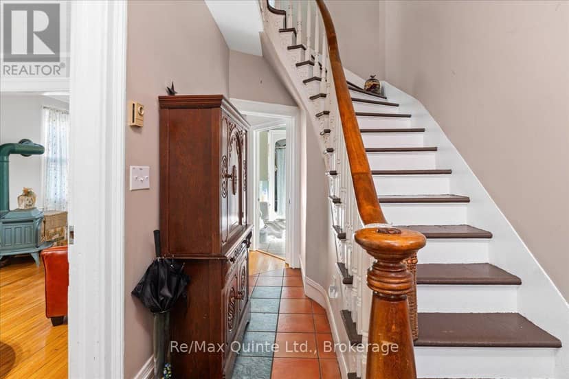 370 Main Street — photo 4 of 26