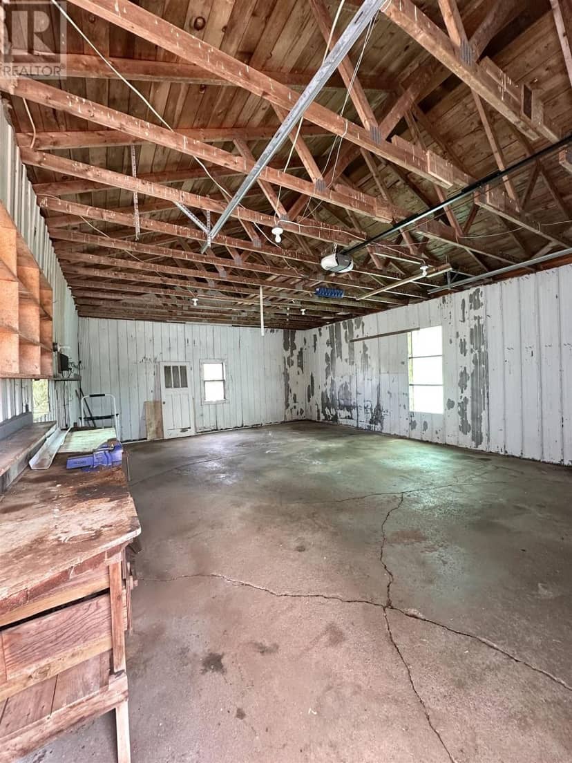 358 COUNTY LINE Road — photo 33 of 34