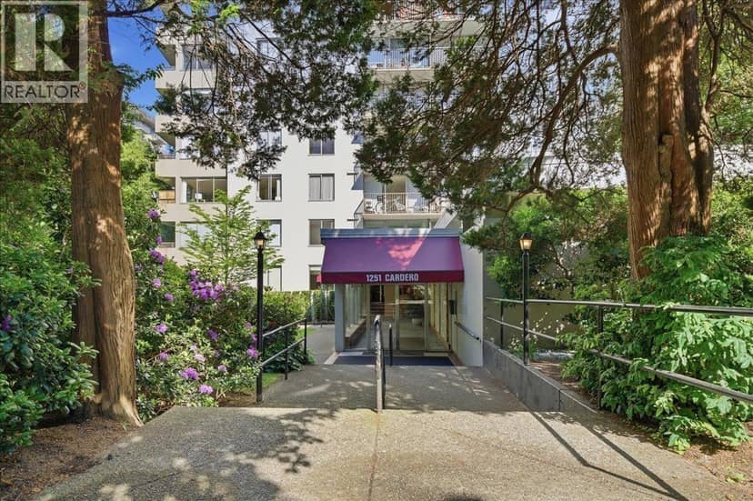 802 1251 CARDERO STREET, Vancouver, photo 4
