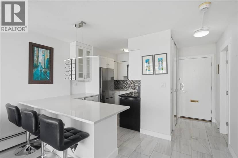 802 1251 CARDERO STREET, Vancouver, photo 5