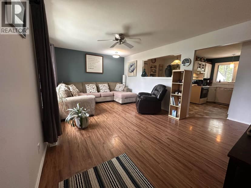 5260 43 STREET, Fort Nelson, photo 8