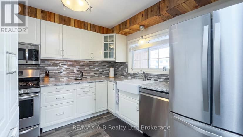 101 Middleton Street — photo 15 of 40