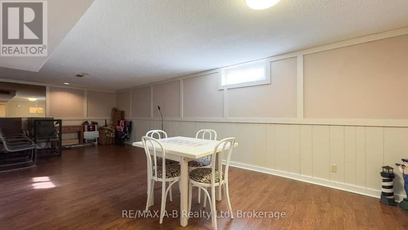101 Middleton Street — photo 36 of 40