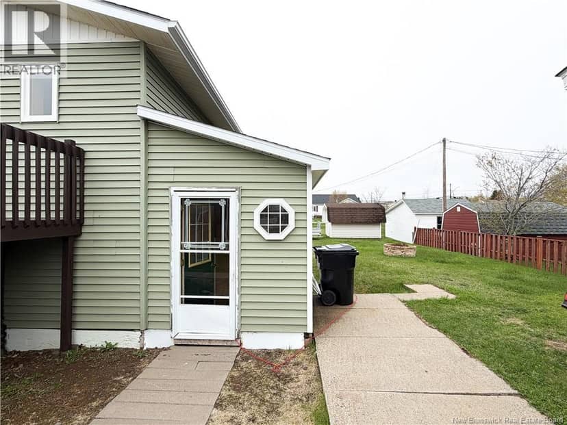 60 Normandie Street — photo 15 of 21