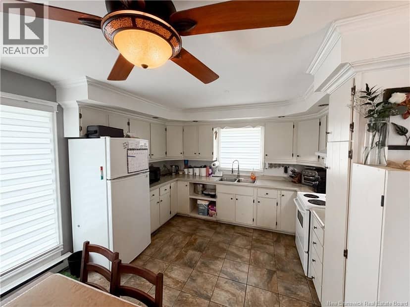 60 Normandie Street, Petit-Rocher, photo 3