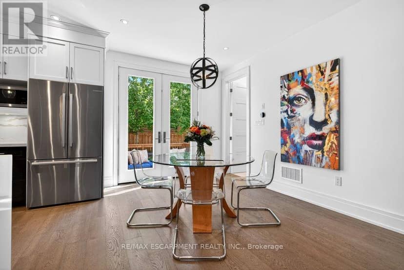 6 - 2134 New Street — photo 15 of 40