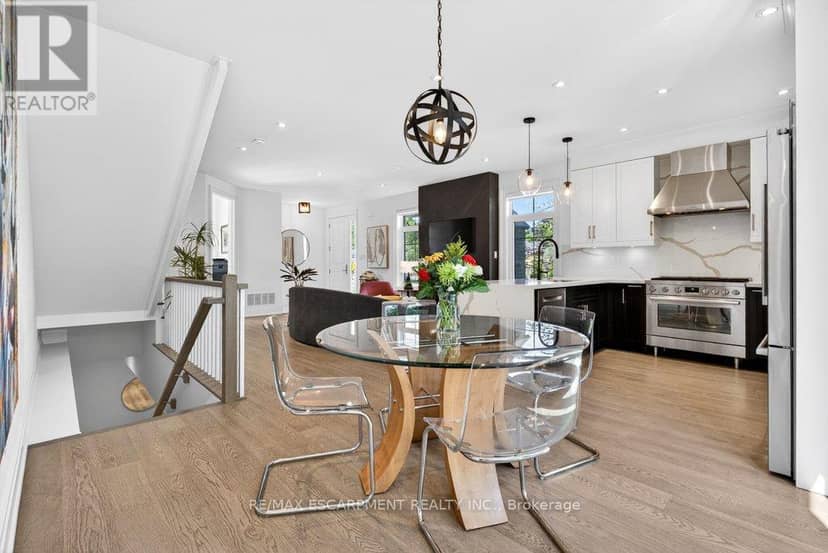 6 - 2134 New Street — photo 16 of 40