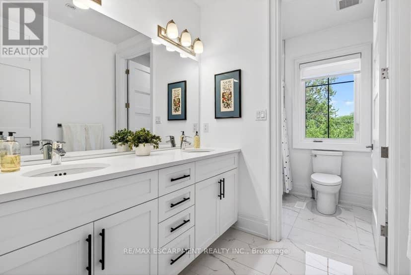 6 - 2134 New Street — photo 31 of 40