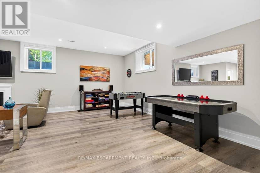 6 - 2134 New Street — photo 37 of 40