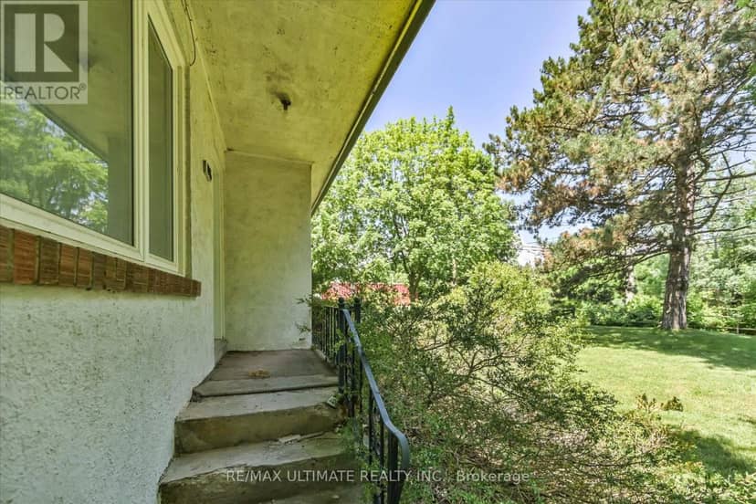 1076 Dixie Road — photo 5 of 29