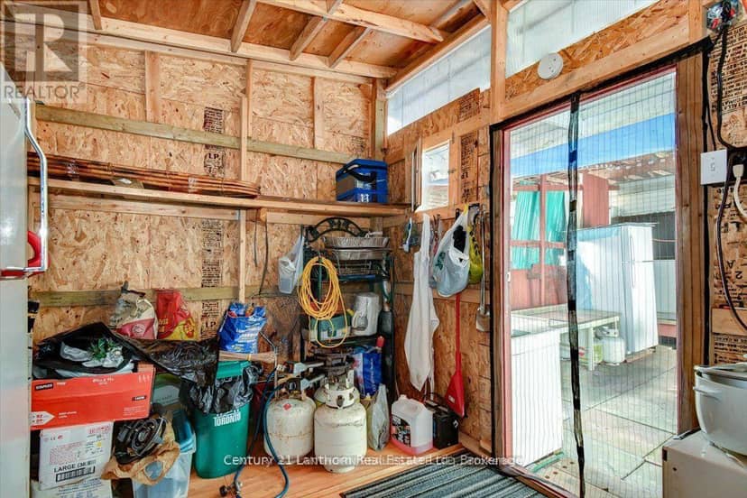 54 Beach Road — photo 21 of 25