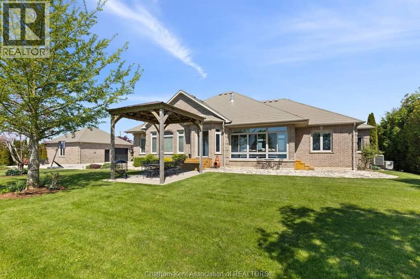 6576 Talbot Trail — photo 14 of 40