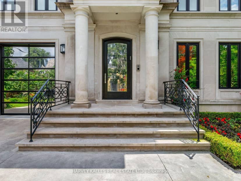 327 Cortleigh Boulevard — photo 4 of 40