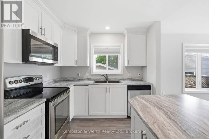 645 Davidson Avenue S — photo 10 of 40