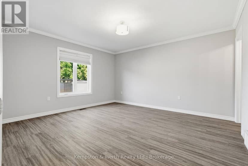 645 Davidson Avenue S — photo 28 of 40