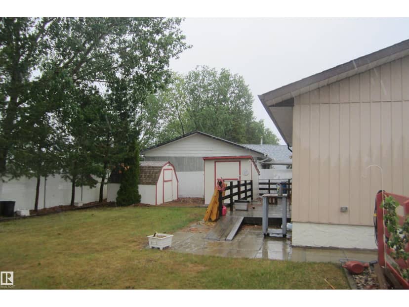 3814 37 AV, Leduc, photo 3