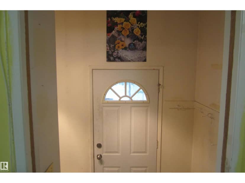 3814 37 AV — photo 33 of 40