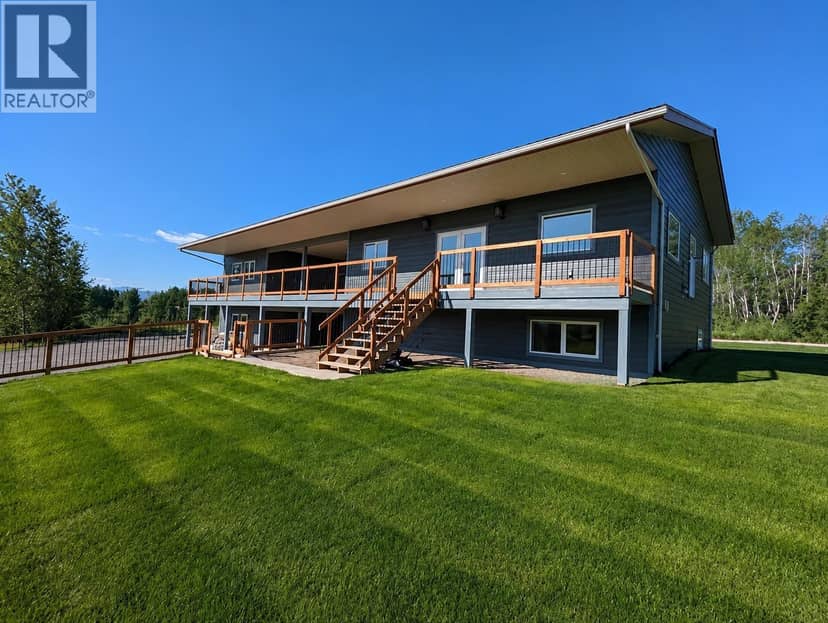 2530 FORD ROAD, Smithers