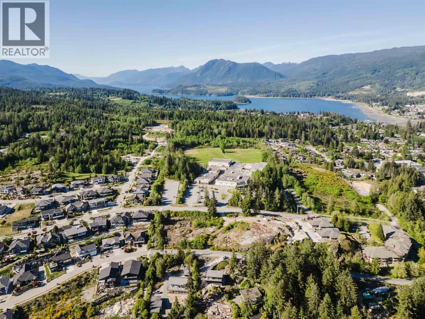 5883 COWRIE STREET, Sechelt, photo 8