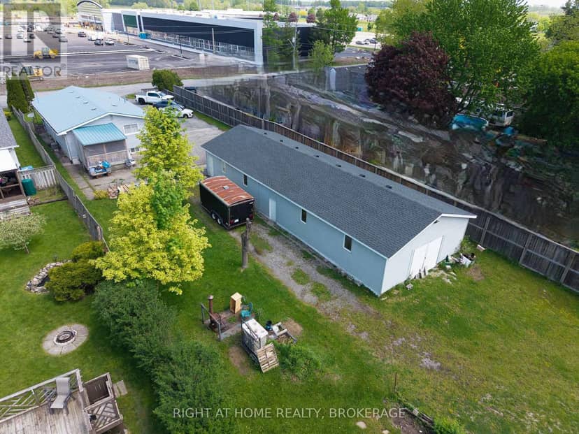 133 Quaker Road — photo 3 of 40