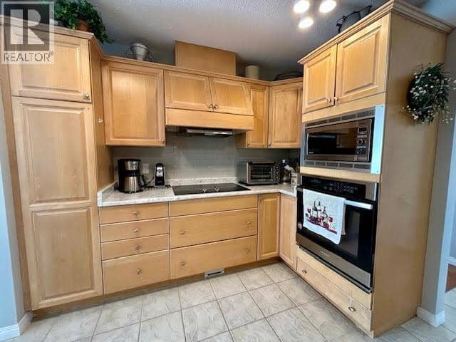 5515 W 57 AVENUE, Fort Nelson, photo 4