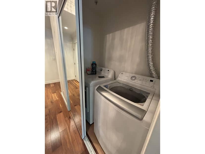 xx2 928 RICHARDS STREET, Vancouver, photo 6