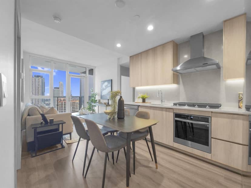 1705 10750 135A STREET, Surrey, photo 4