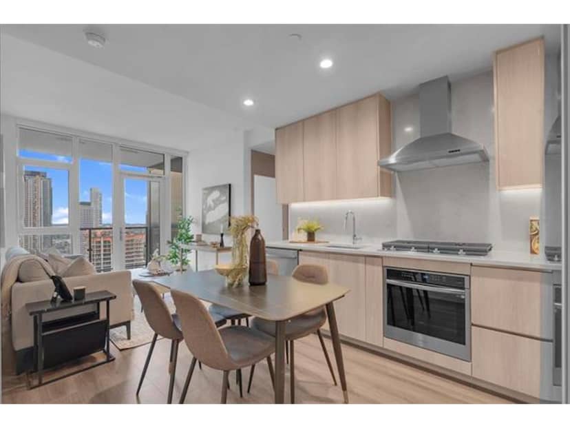 1705 10750 135A STREET, Surrey, photo 2