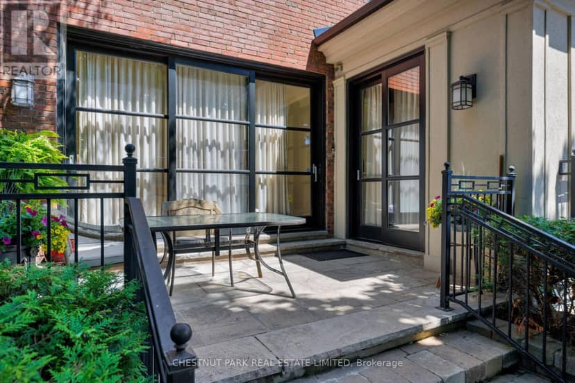386 Palmerston Boulevard, Toronto, photo 8