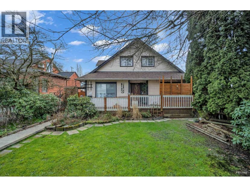 2240 DOUGLAS CRESCENT, Richmond