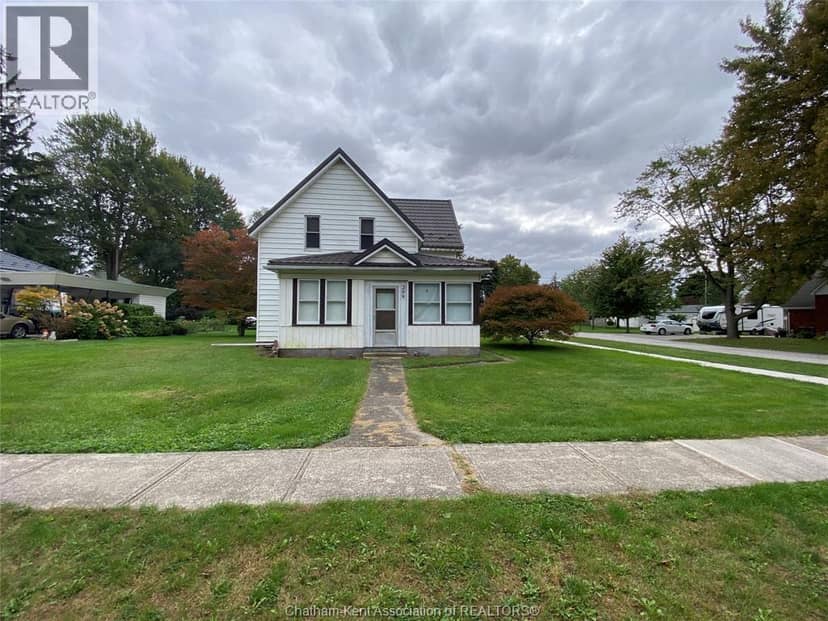 299 Victoria AVENUE — photo 1 of 18