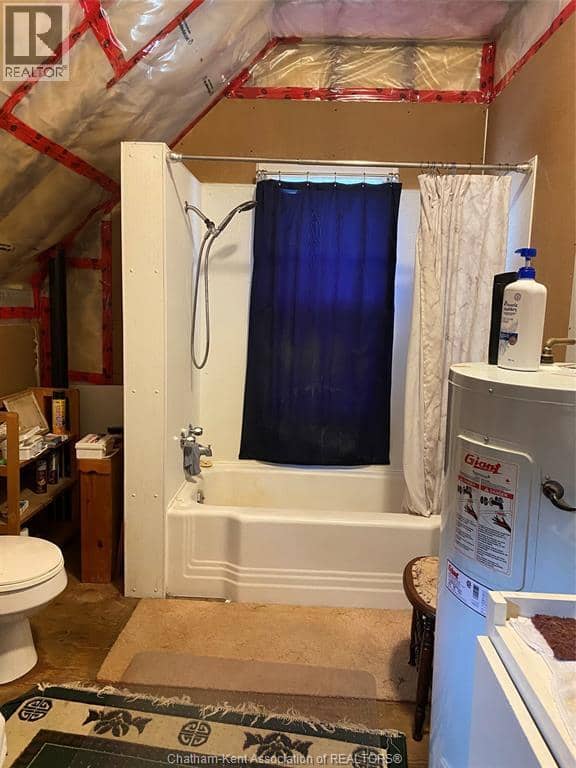 299 Victoria AVENUE — photo 15 of 18