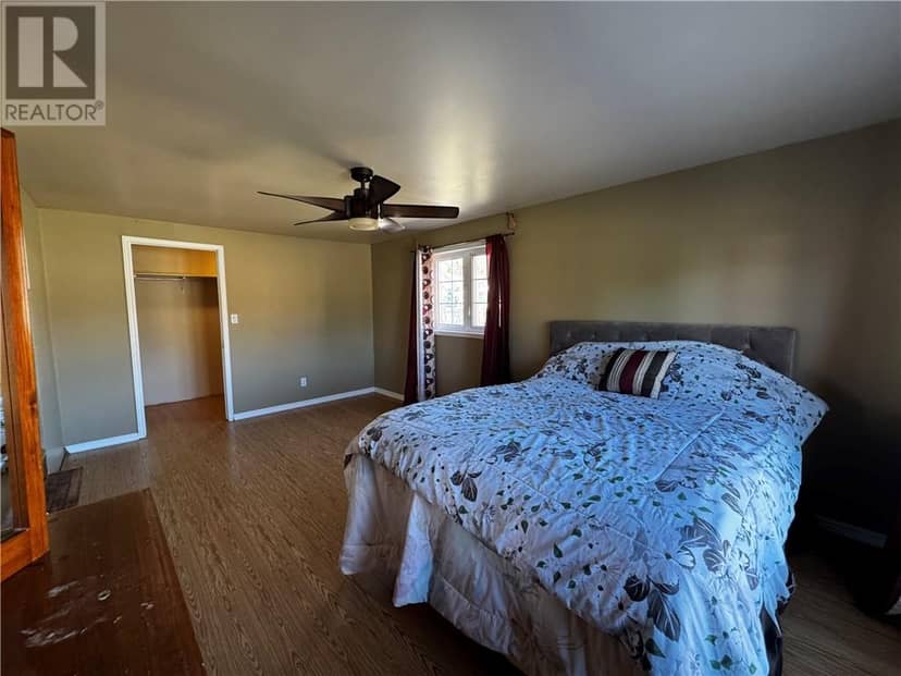 14 Lynne Court — photo 12 of 13
