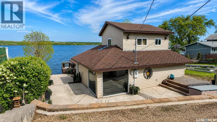 26 Murray Lake CRESCENT — photo 1 of 23