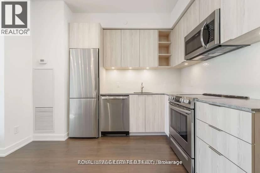 1112 - 30 Ordnance Street — photo 9 of 19