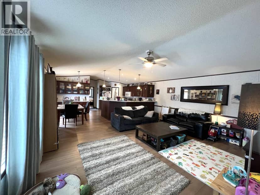 5506 PINE CRESCENT, Fort Nelson, photo 4