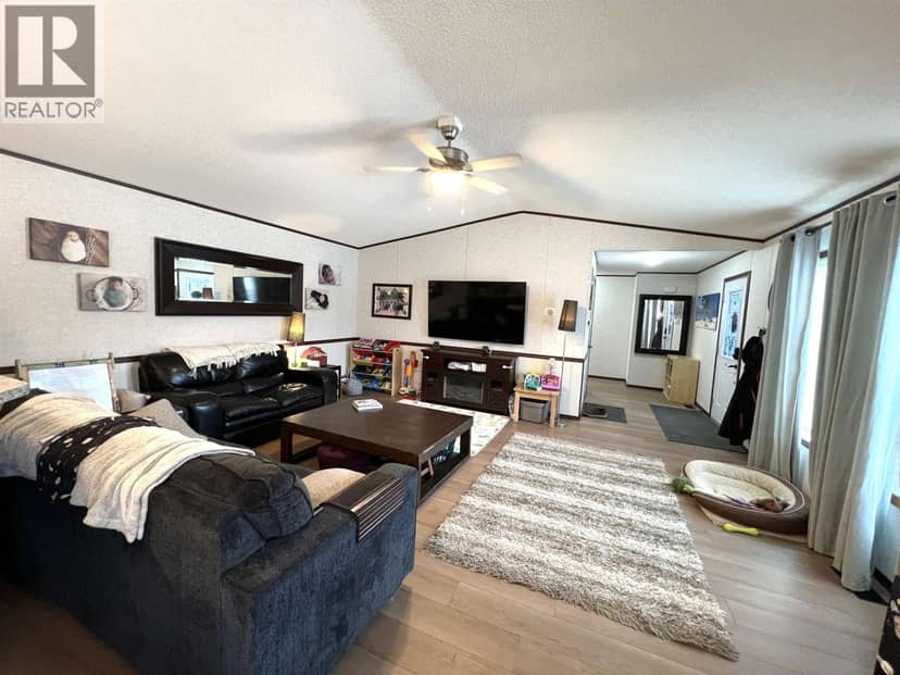5506 PINE CRESCENT, Fort Nelson, photo 7