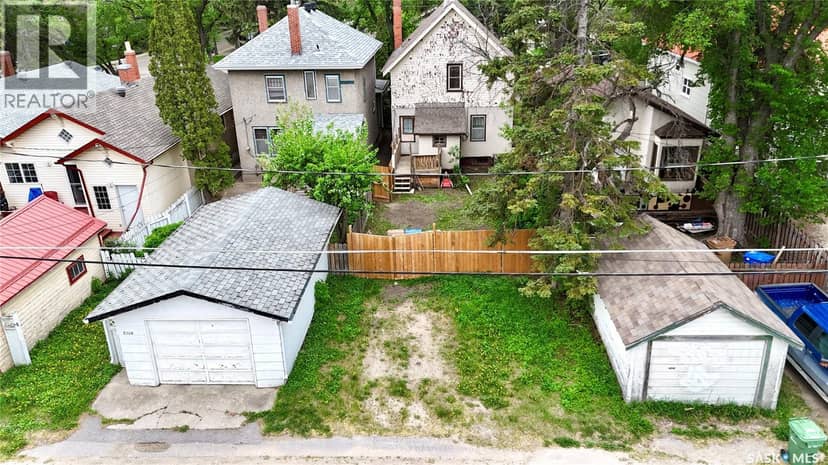 3312 Victoria AVENUE — photo 2 of 40