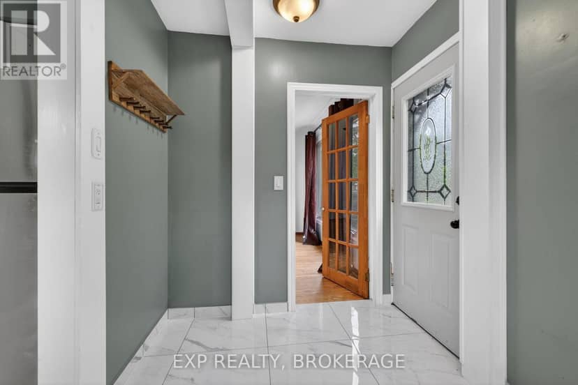 340 Palace Road — photo 2 of 27
