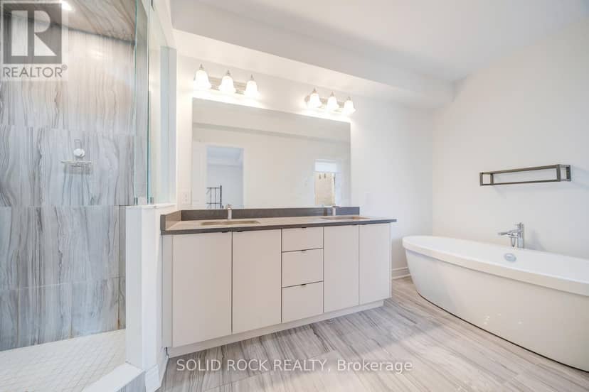 9376 Bayview Avenue — photo 16 of 39